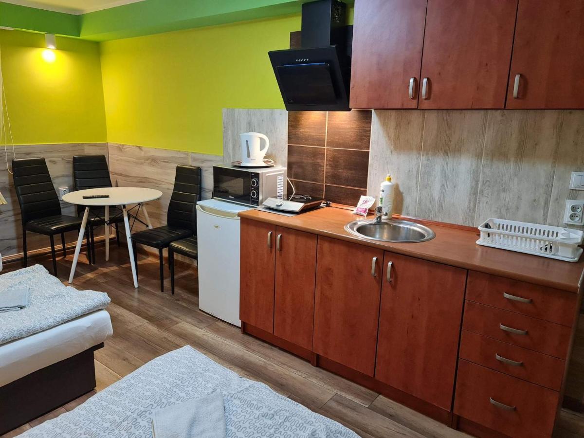 Eldom-Noclegi Pracownicze Daleka 12 Wagrowiec Bagian luar foto